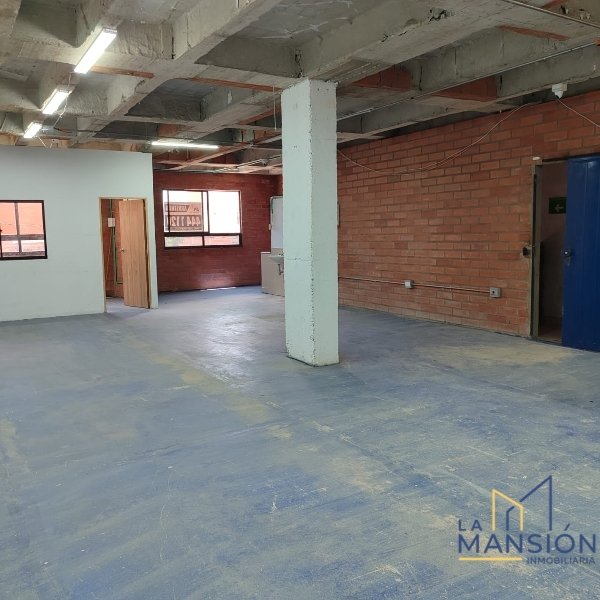 Bodega disponible para Arriendo en Bello Centro Foto numero 1